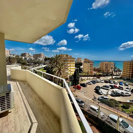 Διαμέρισμα Luxury Sea View Large Terrace Benalbeach